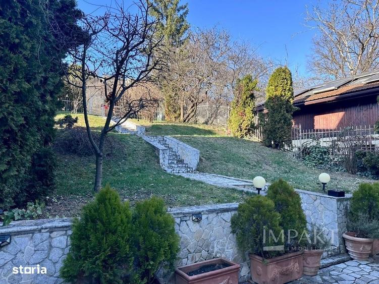 Casă cu 4 camere cu Piscina în Grigorescu
