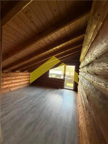 Casă individuală cu 6 camere cu Teren 3780 Mp în Sfânta Elena