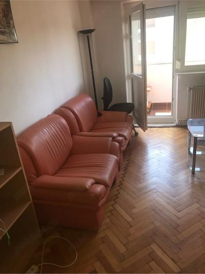 Garsonieră decomandată în Complex Studențesc