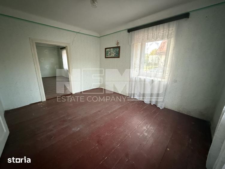 Casă cu 4 camere cu Teren 1556 Mp în Central