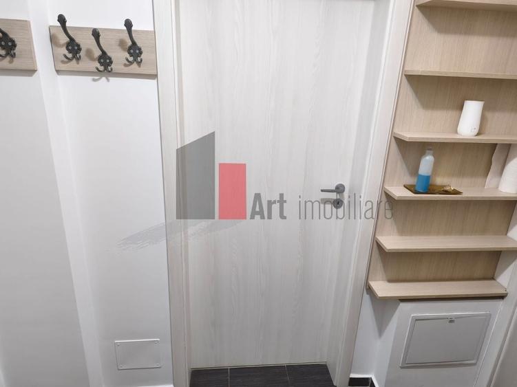 Apartament cu 2 camere semidecomandat, mobilat în Metalurgiei