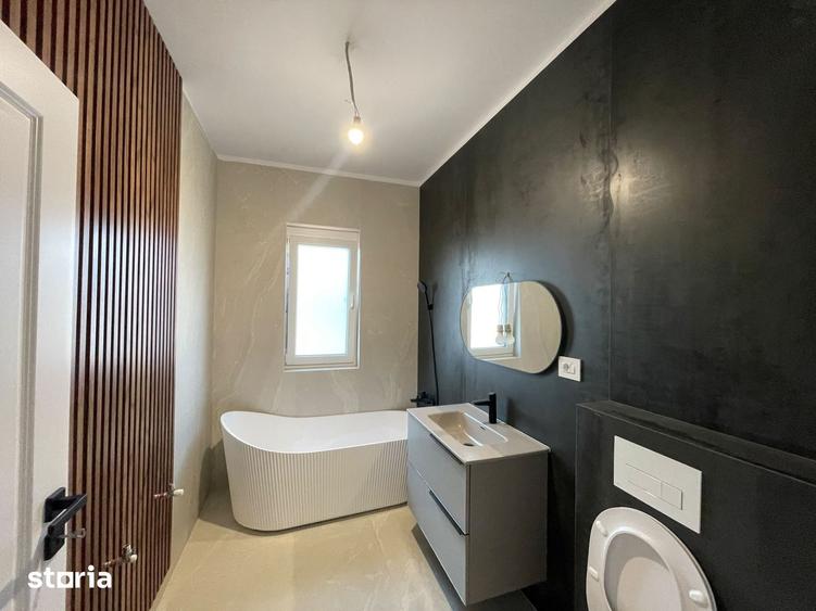 Casă cu 4 camere cu Teren 325 Mp în Sânandrei