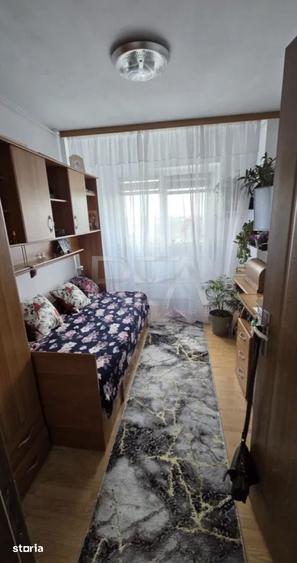 Apartament cu 3 camere semidecomandat în Tudor Vladimirescu