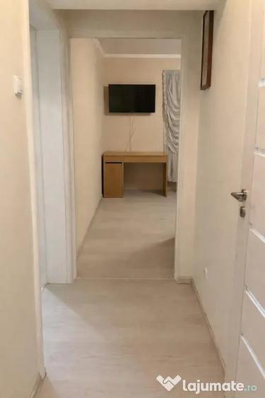 Apartament cu 3 camere semidecomandat, mobilat în Dorobanți