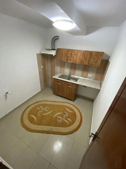 Spațiu comercial, de 210 mp, în Central