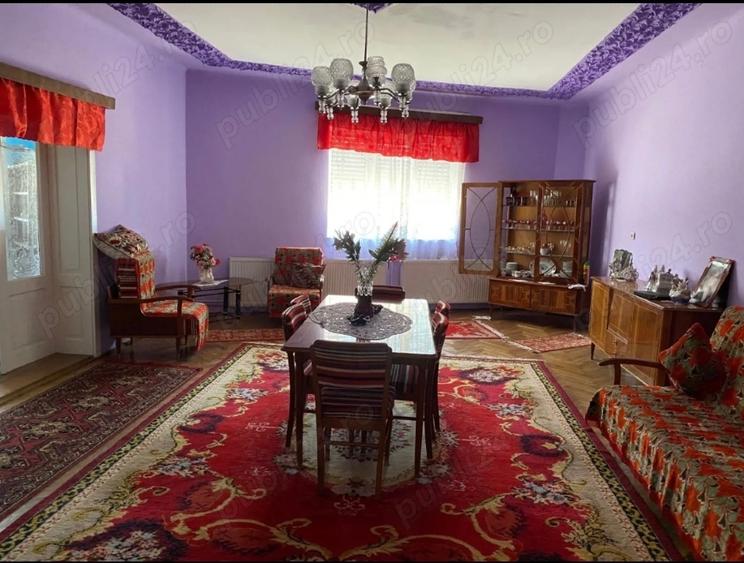 Casă individuală cu 5 camere cu Garaj în Tărlungeni