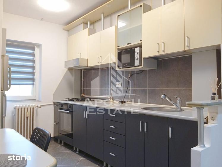 Apartament 2 camere ,53 mp ,zona Micalaca - 3