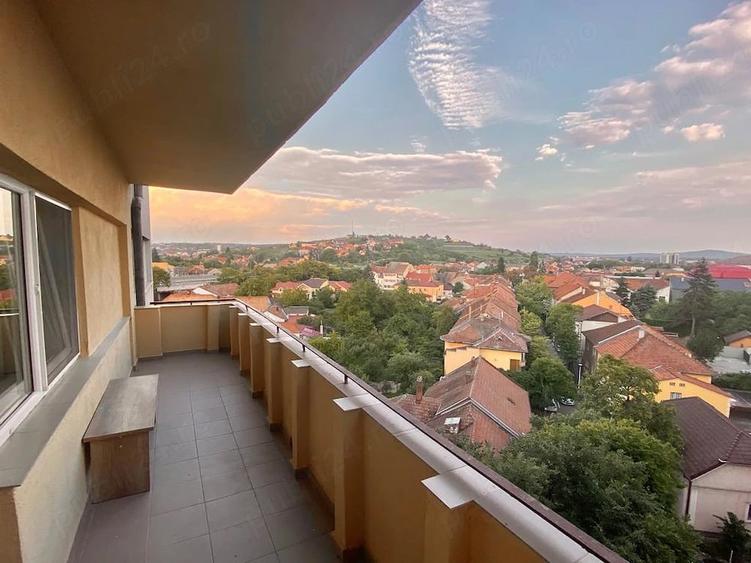 Apartament cu 2 camere decomandat în Ultracentral