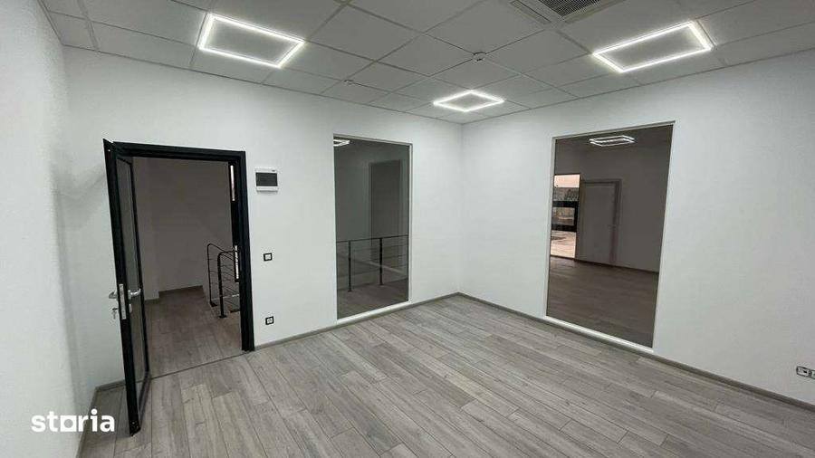 Spațiu comercial, de 594 mp, în Nord