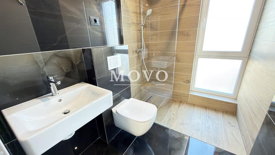 Duplex cu 3 camere cu Canalizare în Dumbrăvița