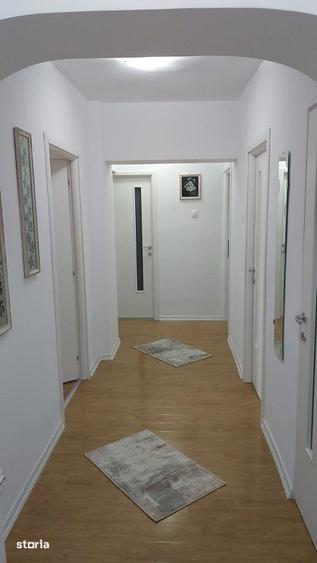 Apartament cu 3 camere în Moșilor