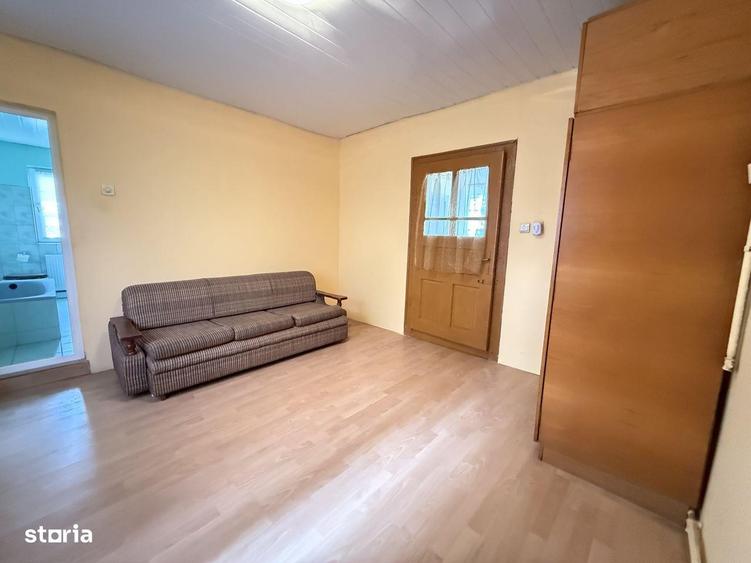 Casă cu 6 camere cu Teren 500 Mp în Mehala