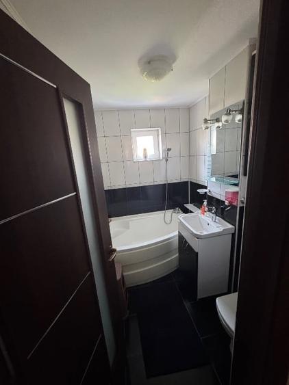 Apartament cu 3 camere decomandat, mobilat în Nord