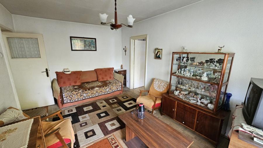 Apartament cu 2 camere semidecomandat în Nord