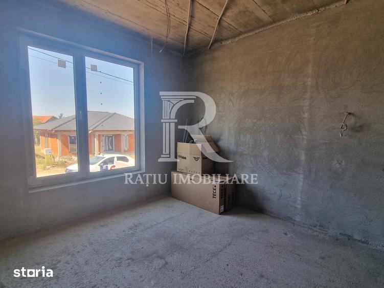 Casă cu 5 camere cu Teren 500 Mp în Paleu