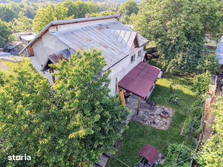 Casă cu 5 camere cu Teren 850 Mp în Gura Vitioarei