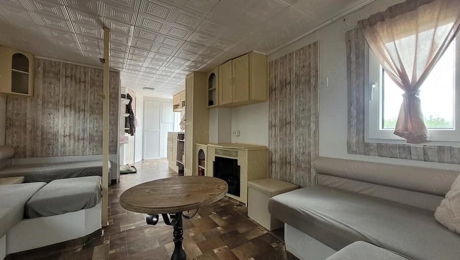 Casă cu Teren 3400 Mp în Checea