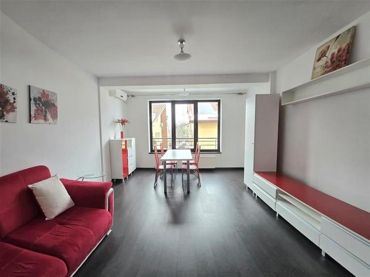 Apartament cu 3 camere decomandat în Bucureștii Noi