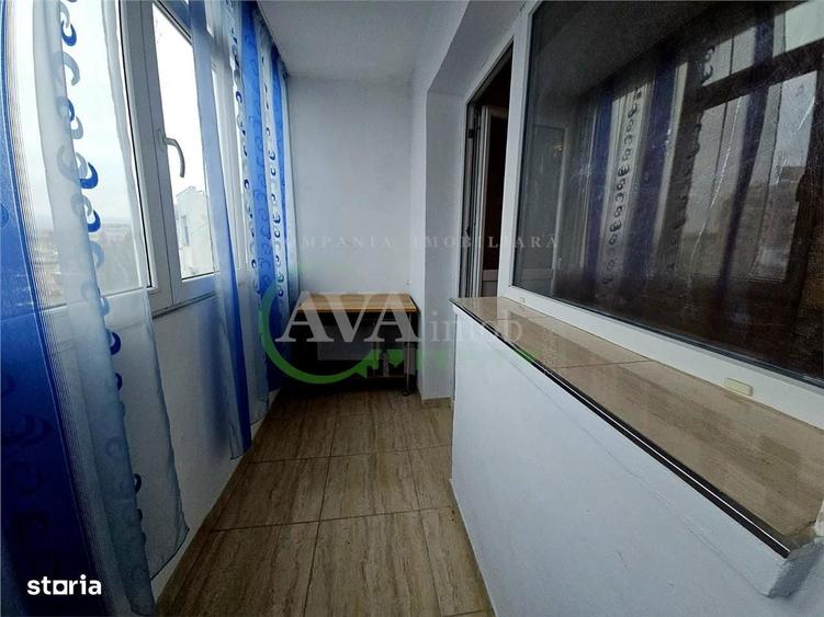 Apartament cu 3 camere în Mioriței