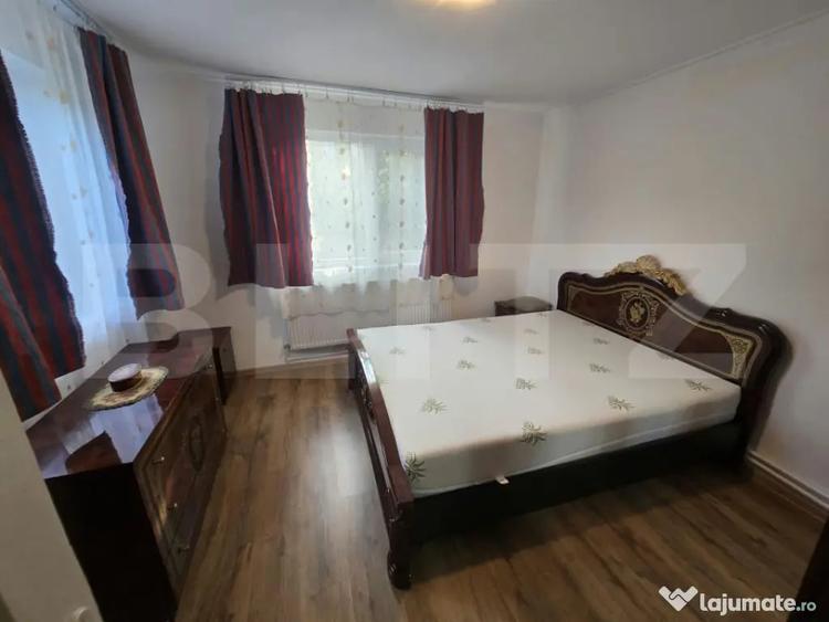 Casă cu 5 camere cu Teren 1459 Mp în Produlești