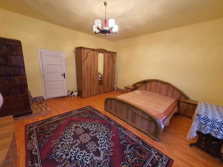 Casă cu 4 camere în Scărișoara