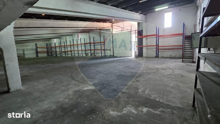 Spațiu comercial, de 729 mp, în Central