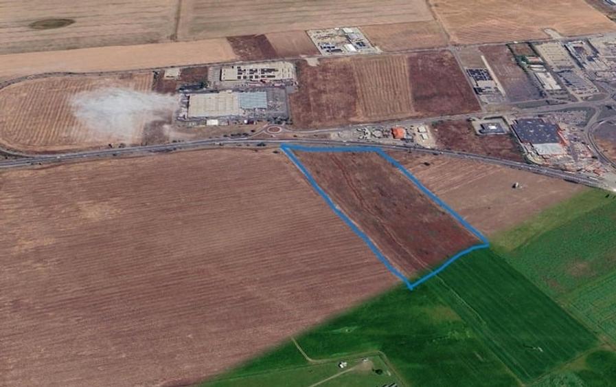 Teren Construcții intravilan de 82000 mp, în Păulești