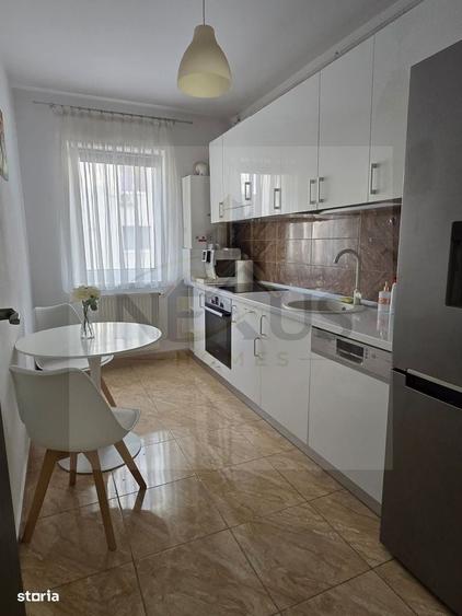 Apartament cu 2 camere decomandat în Metalurgiei