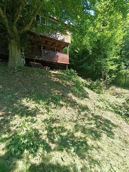 Casă cu 4 camere cu Teren 200 Mp în Buru