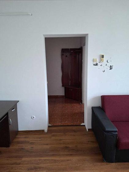 Apartament cu 2 camere semidecomandat în Tătărași