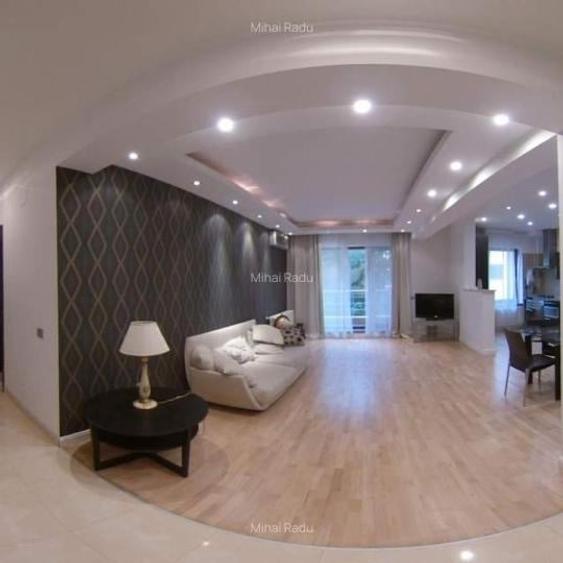 Apartament cu 3 camere semidecomandat, mobilat în Herăstrău