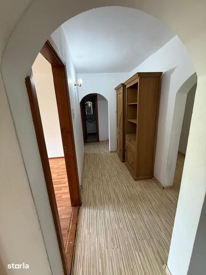 Apartament cu 4 camere decomandat în Obcini