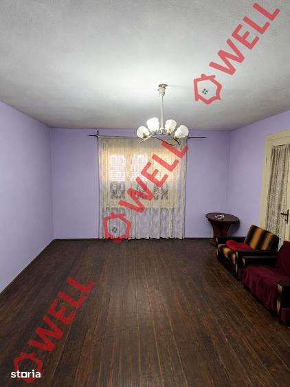 Casă cu 5 camere cu Teren 892 Mp în Aita Mare