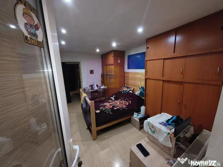 Apartament cu 2 camere semidecomandat în Baba Novac