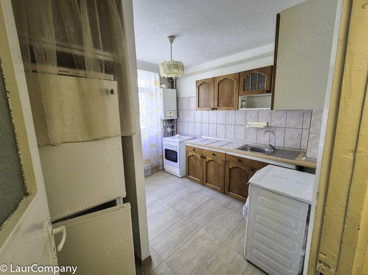 Apartament cu 2 camere decomandat în Eremia