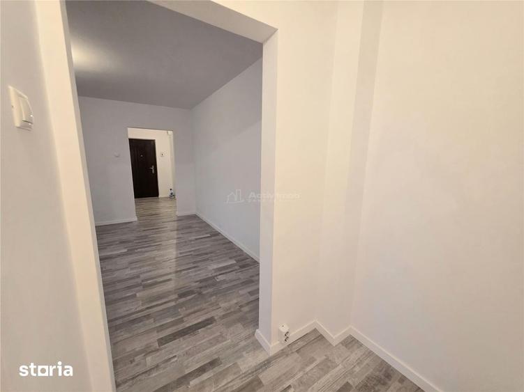 Apartament cu 2 camere în Micro 3