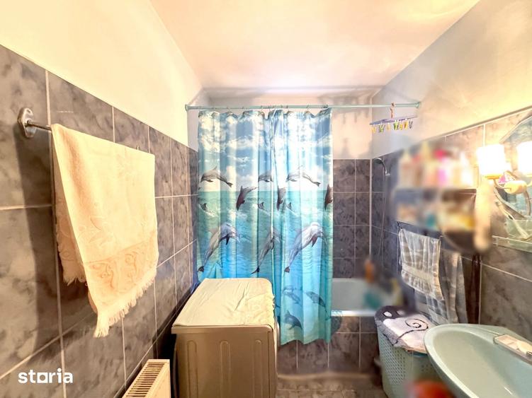 Casă cu 4 camere cu Teren 396 Mp în Central