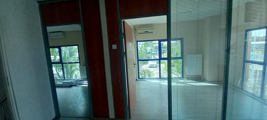 Spațiu industrial, de 500 mp, în Central