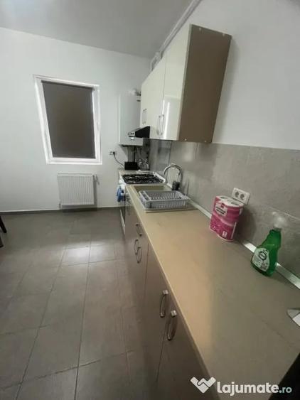Garsonieră decomandată în Central
