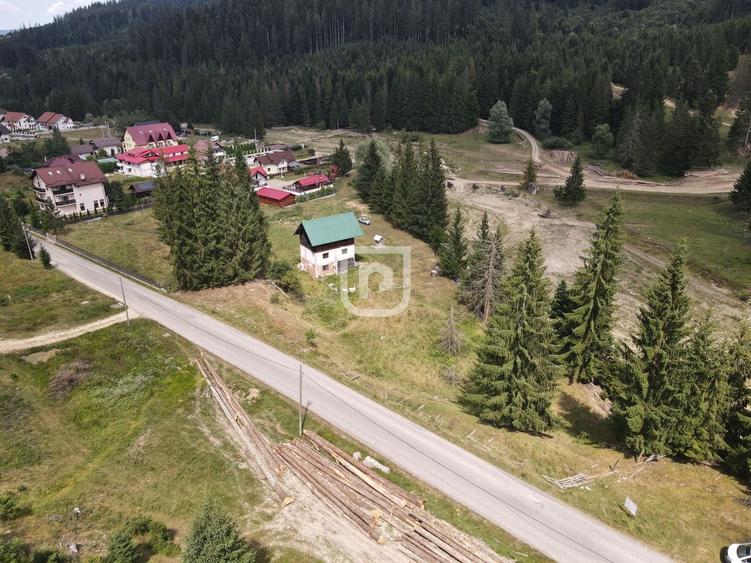 Teren Construcții intravilan de 4742 mp, în Voroneț