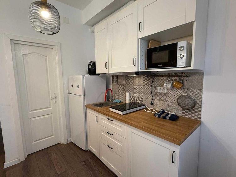 Apartament cu 2 camere decomandat în Centru Civic