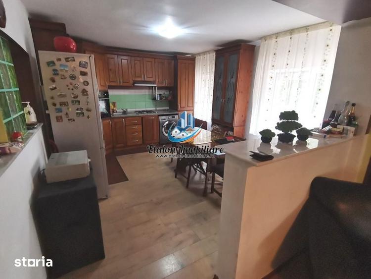 Apartament cu 4 camere decomandat în Calea Romanului