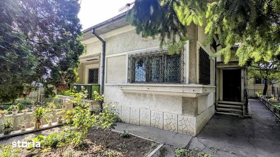 Casă cu 4 camere cu Teren 202 Mp în Copou