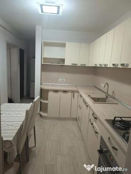 Garsonieră decomandată în Nicolina