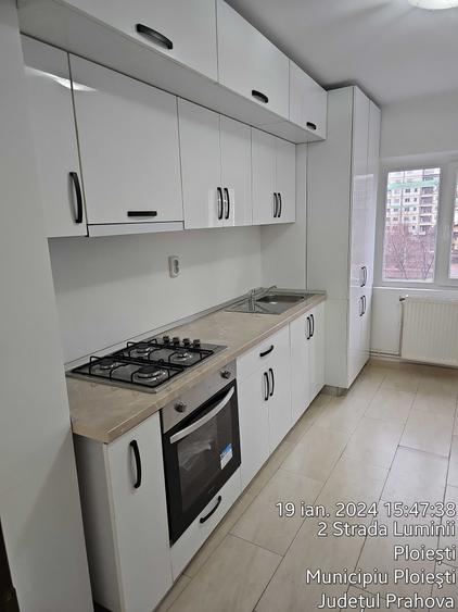 Apartament cu 4 camere decomandat în Ultracentral