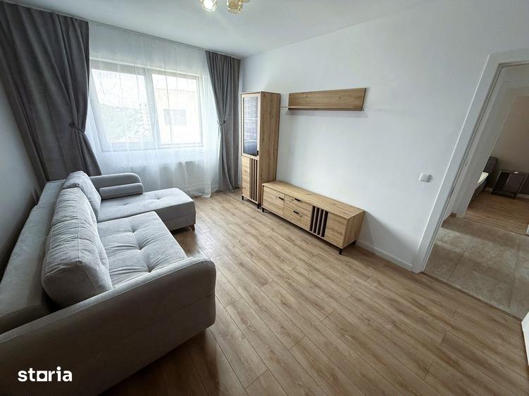 Apartament cu 3 camere decomandat în Bucium