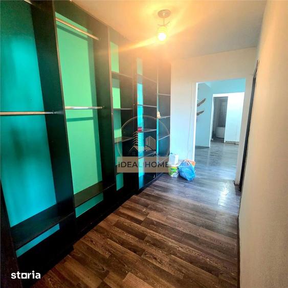 Apartament cu 4 camere în Dacia