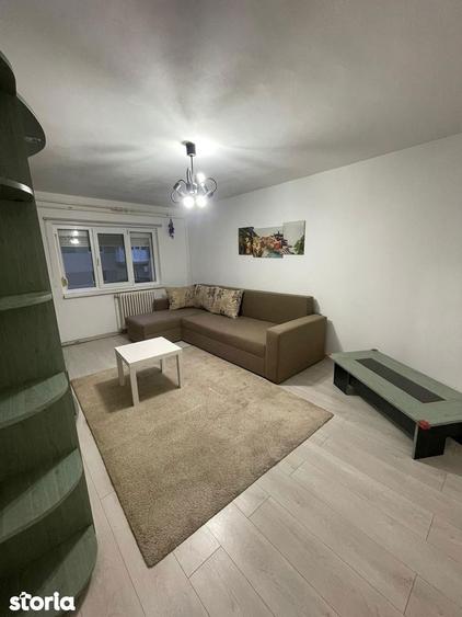Apartament cu 2 camere, mobilat în Tolstoi