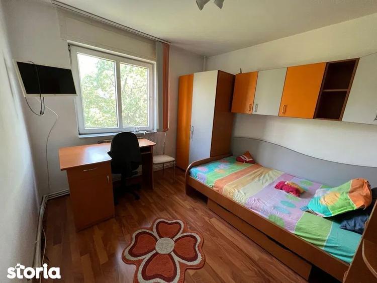 Apartament cu 3 camere decomandat, mobilat în Rahova