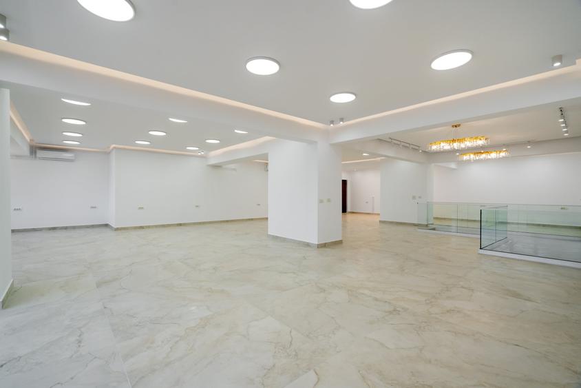 Spațiu comercial, de 235 mp, în Colentina